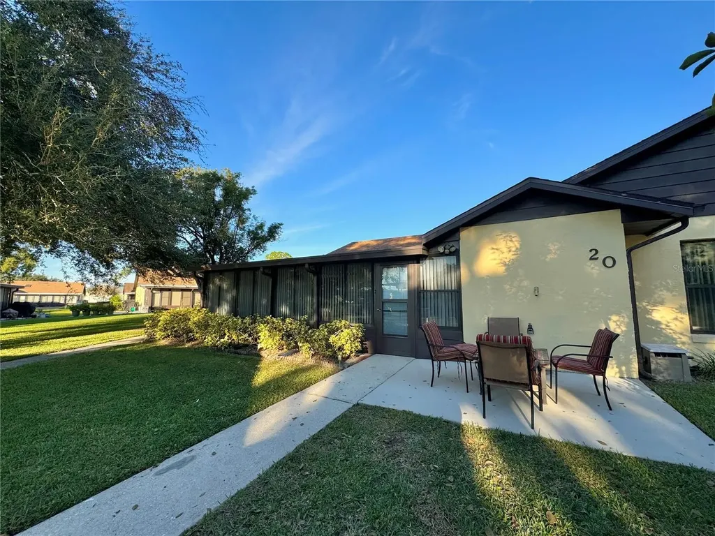 20 Kendra Court Winter Haven FL 33880