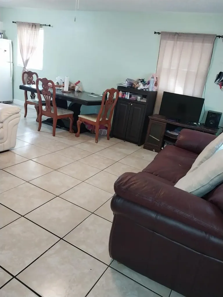 1520 Hill Street Kissimmee FL 34741