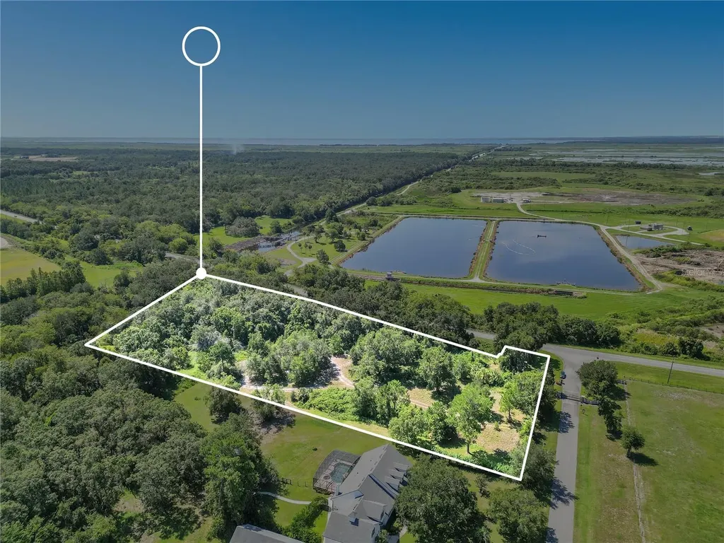 26000 Splendid Meadow Court Astatula FL 34705
