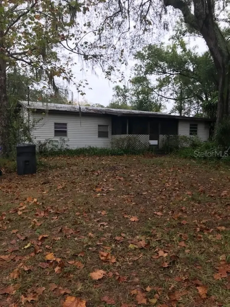 16607 Livingston Avenue Lutz FL 33559