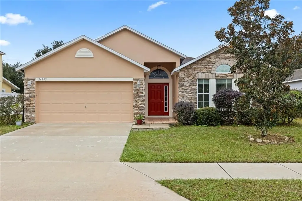 24383 SW 8th Place Newberry FL 32669