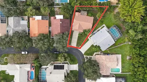 5242 White Sand Circle NE St Petersburg FL 33703