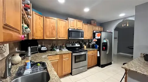 2525 N Beaumont Avenue Kissimmee FL 34741