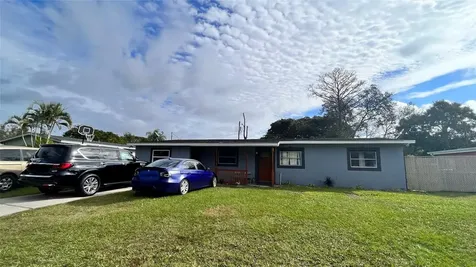 2525 N Beaumont Avenue Kissimmee FL 34741