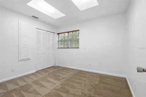 819 S Kings Avenue Brandon FL 33511