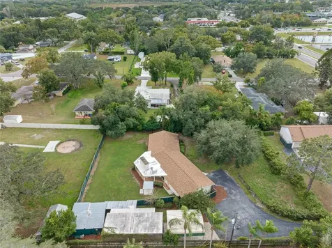 819 S Kings Avenue Brandon FL 33511