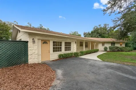 819 S Kings Avenue Brandon FL 33511