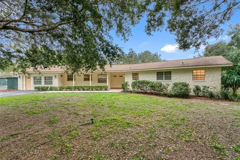 819 S Kings Avenue Brandon FL 33511