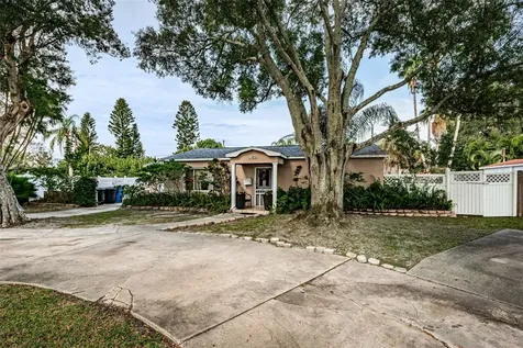 1056 Snell Isle Boulevard NE St Petersburg FL 33704