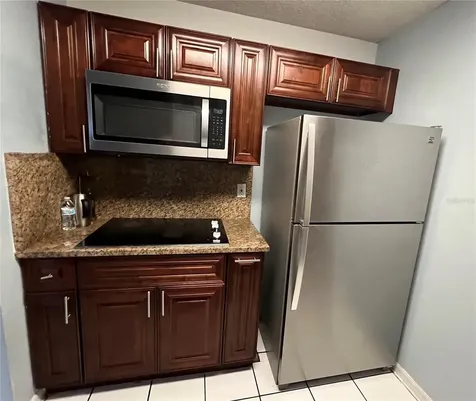 425 Lark Court Kissimmee FL 34759