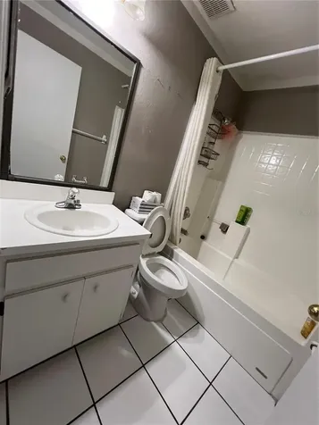 425 Lark Court Kissimmee FL 34759