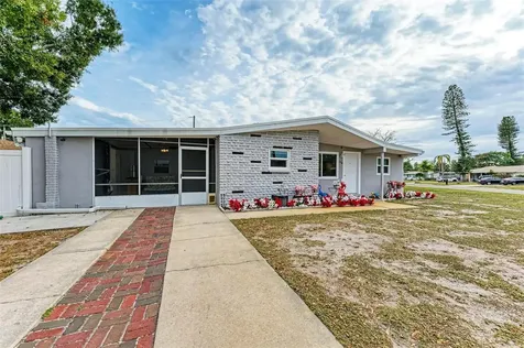 2416 Colgate Avenue Bradenton FL 34207