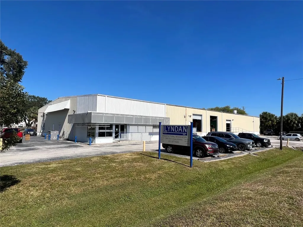 5402 E Hanna Avenue Tampa FL 33610