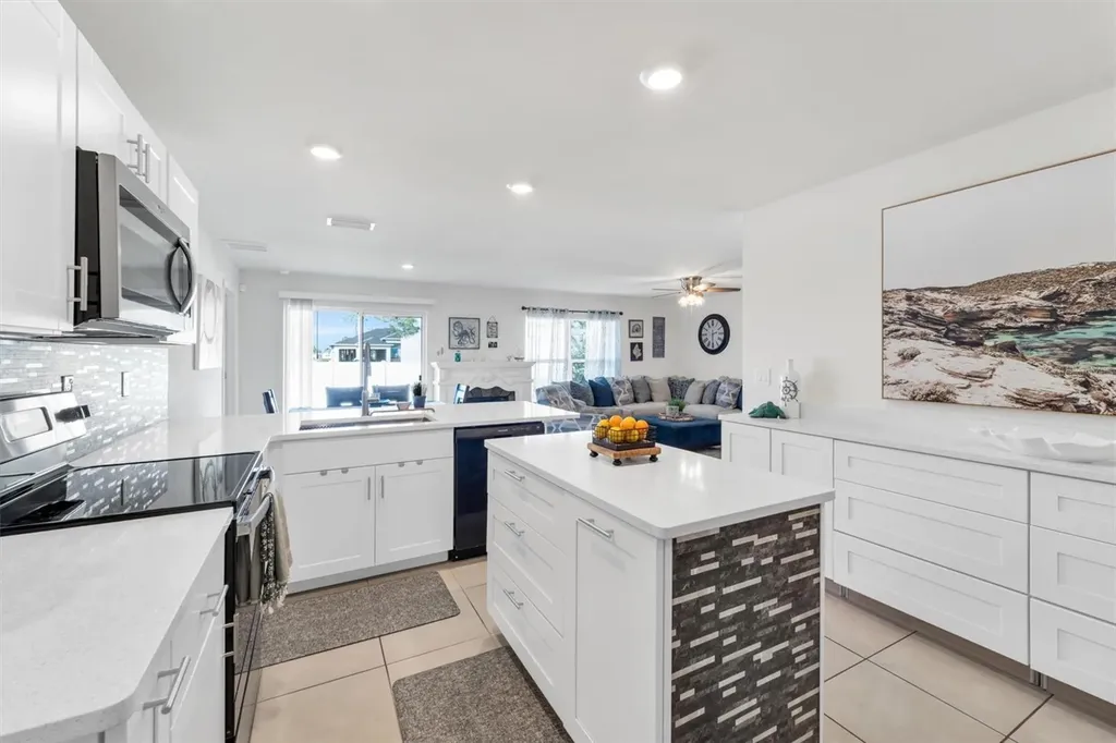 1635 NE 33rd Street Cape Coral FL 33909