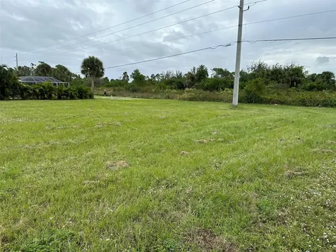 93 Annapolis Lane Rotonda West FL 33947