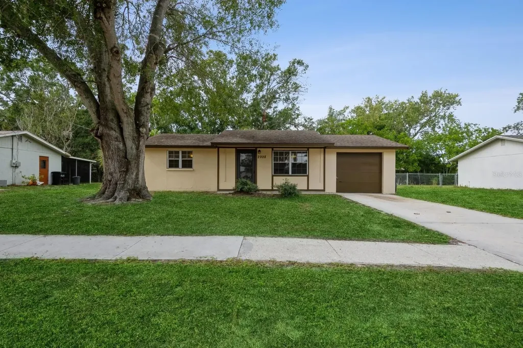 2928 Java Plum Avenue Sarasota FL 34232