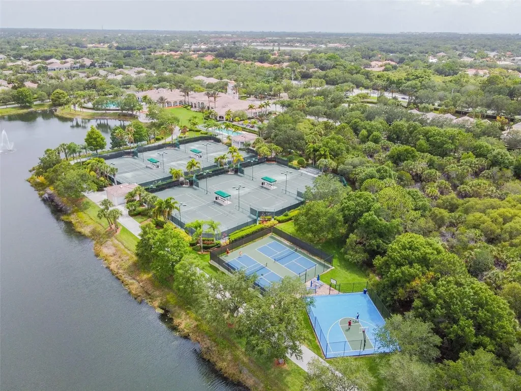 5829 Ferrara Drive Sarasota FL 34238