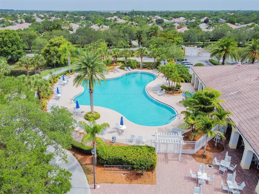 5829 Ferrara Drive Sarasota FL 34238