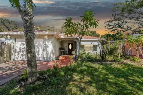 4033 40th Avenue N St Petersburg FL 33714