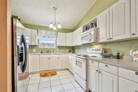 4033 40th Avenue N St Petersburg FL 33714