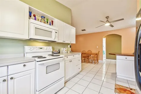 4033 40th Avenue N St Petersburg FL 33714