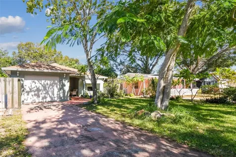 4033 40th Avenue N St Petersburg FL 33714