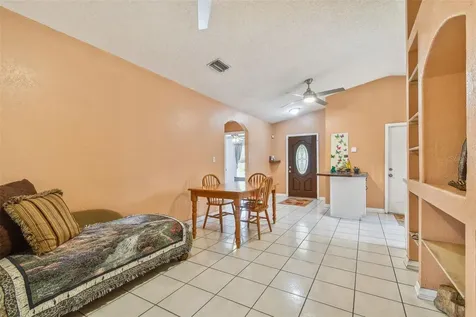 4033 40th Avenue N St Petersburg FL 33714