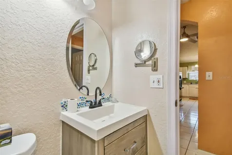 4033 40th Avenue N St Petersburg FL 33714