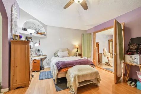4033 40th Avenue N St Petersburg FL 33714