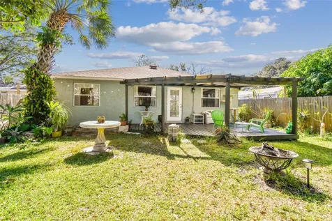 4033 40th Avenue N St Petersburg FL 33714