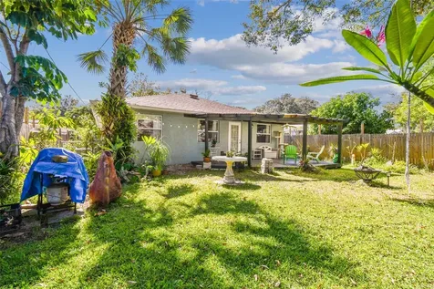 4033 40th Avenue N St Petersburg FL 33714