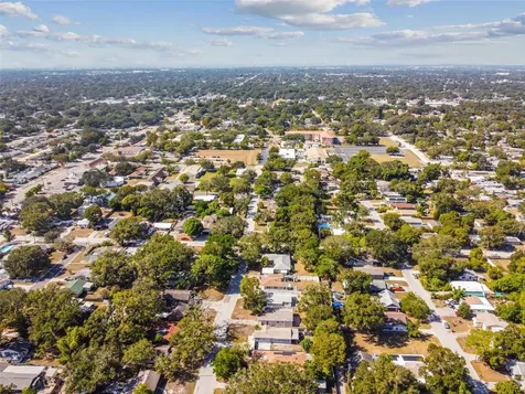 4033 40th Avenue N St Petersburg FL 33714