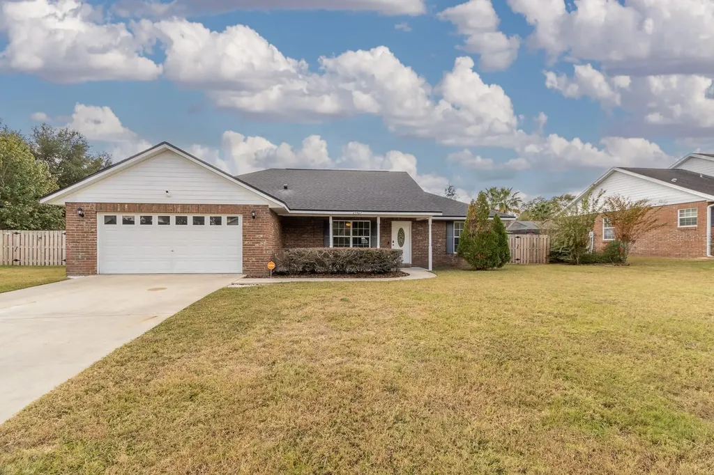 25467 SW 21st Place Newberry FL 32669