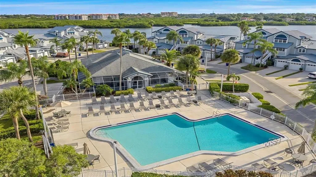 1241 Siesta Bayside Drive Sarasota FL 34242