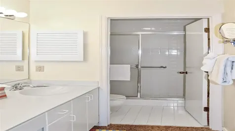 1241 Siesta Bayside Drive Sarasota FL 34242