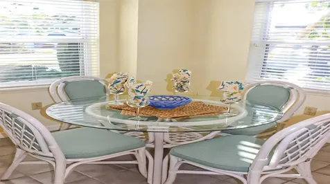 1241 Siesta Bayside Drive Sarasota FL 34242