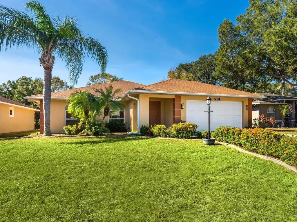5814 Covington Way Sarasota FL 34232