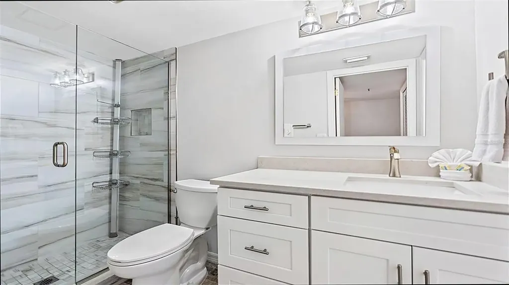 1360 Siesta Bayside Drive Sarasota FL 34242