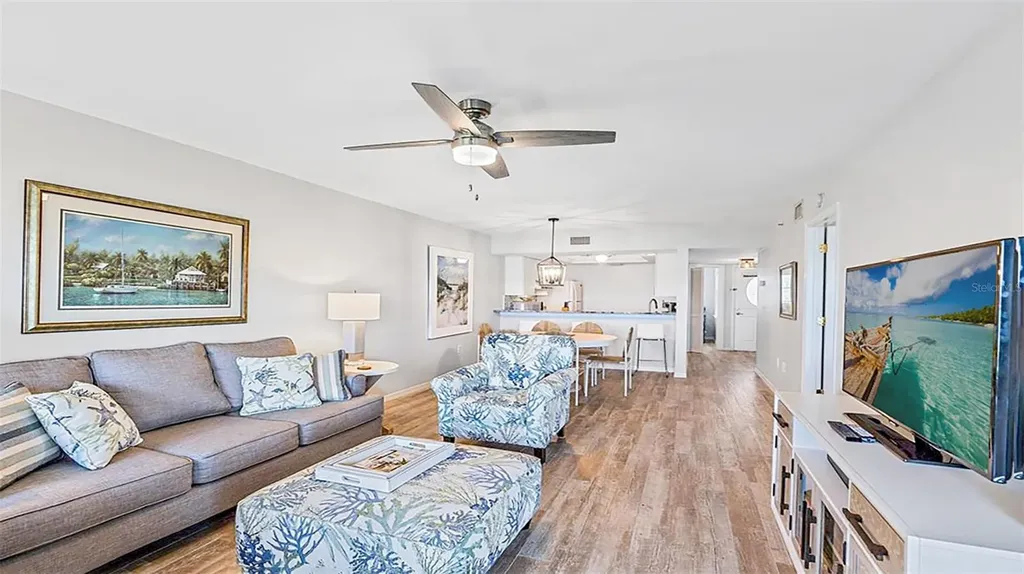 1360 Siesta Bayside Drive Sarasota FL 34242