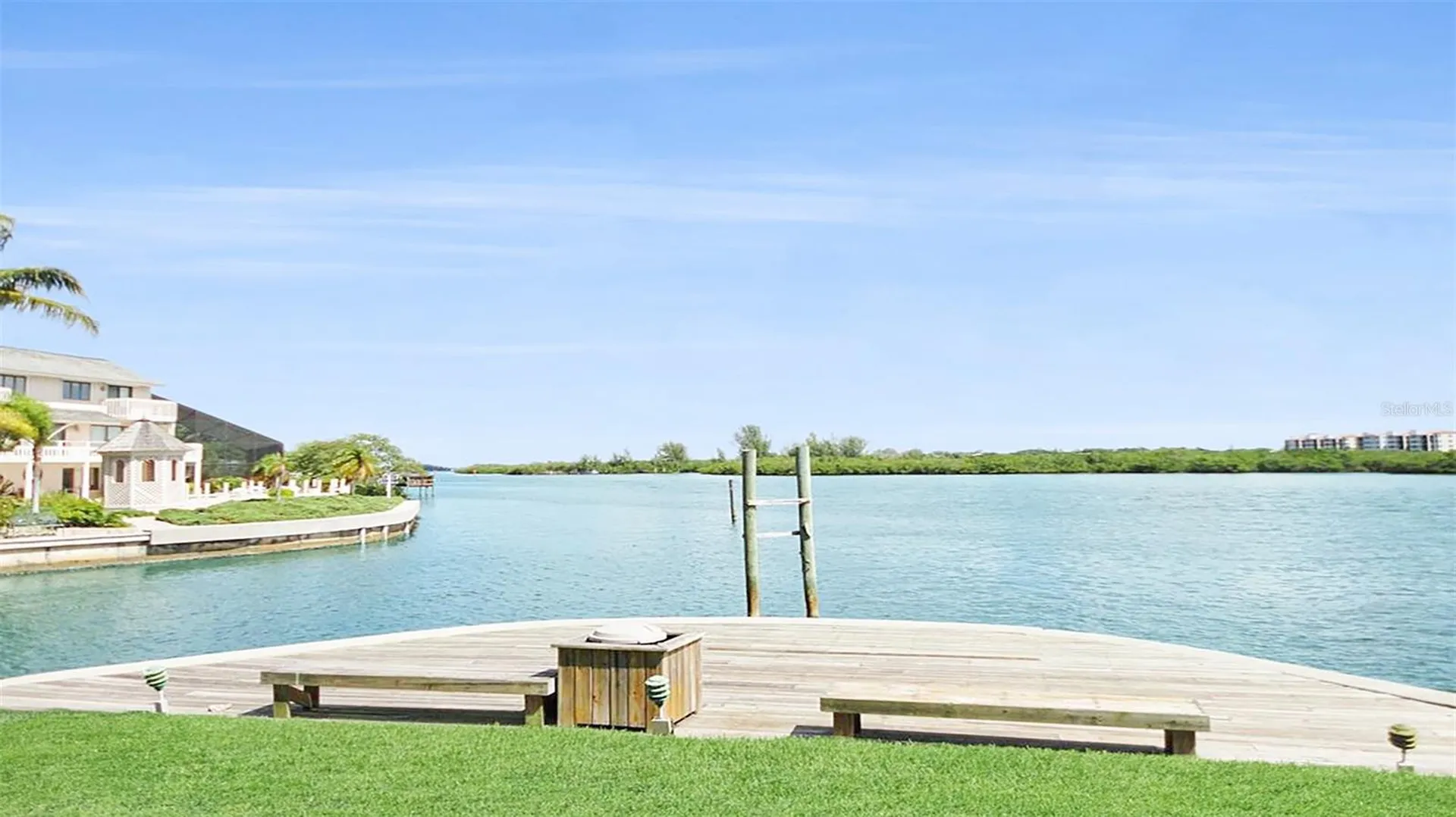 1360 Siesta Bayside Drive Sarasota FL 34242