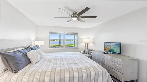 1360 Siesta Bayside Drive Sarasota FL 34242