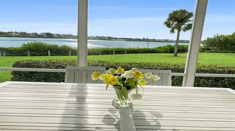 1360 Siesta Bayside Drive Sarasota FL 34242