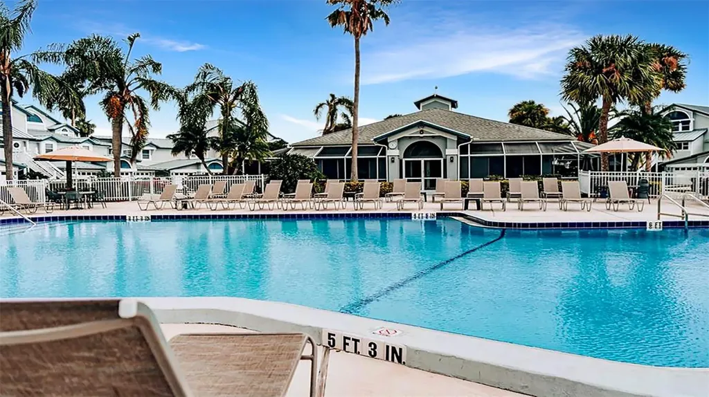 1269 Siesta Bayside Drive Sarasota FL 34242