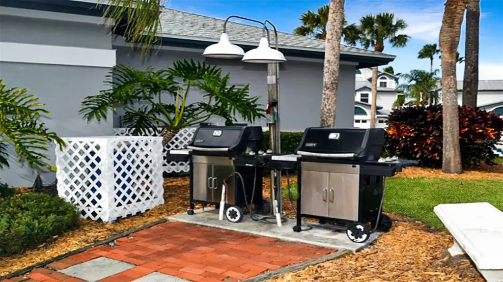 1269 Siesta Bayside Drive Sarasota FL 34242
