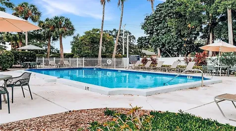 1269 Siesta Bayside Drive Sarasota FL 34242