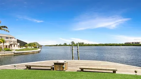 1269 Siesta Bayside Drive Sarasota FL 34242