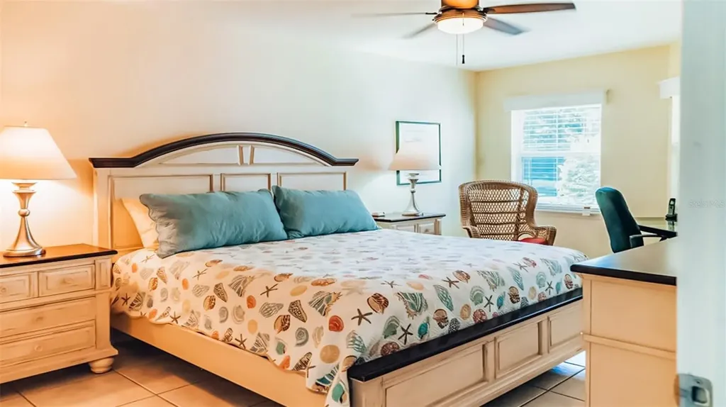 1226 Siesta Bayside Drive Sarasota FL 34242
