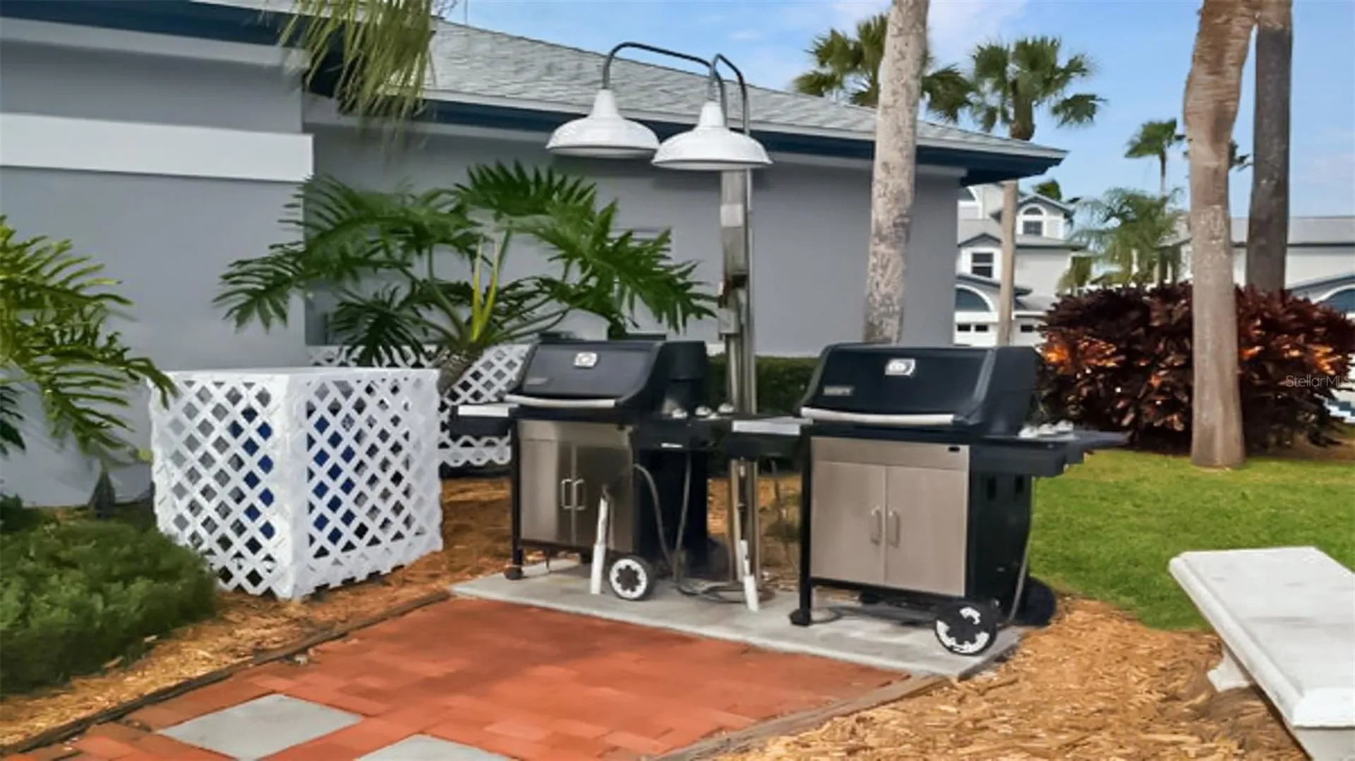 1226 Siesta Bayside Drive Sarasota FL 34242