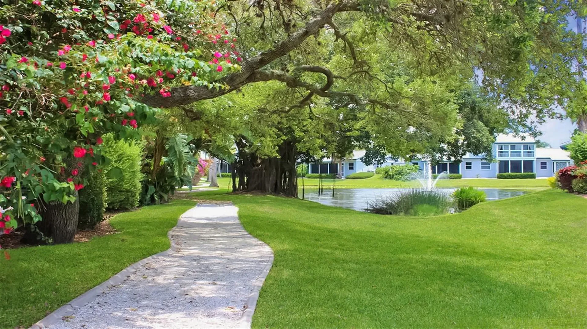 1226 Siesta Bayside Drive Sarasota FL 34242