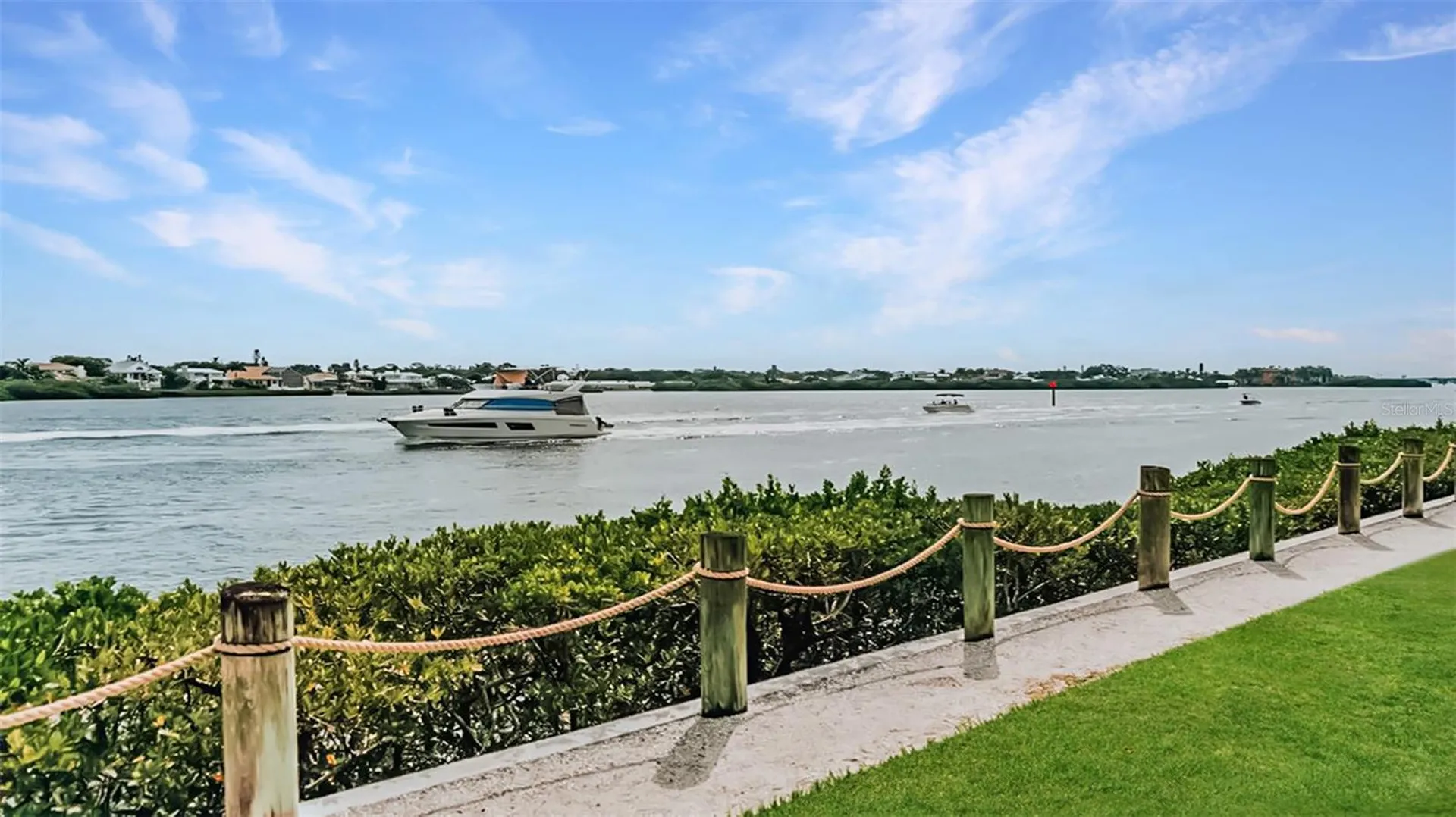 1226 Siesta Bayside Drive Sarasota FL 34242